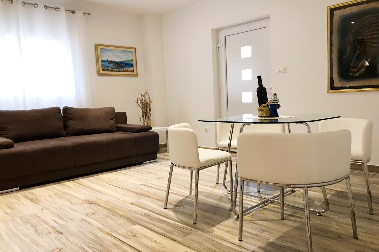 סולין Apartments Villa Stivan מראה חיצוני תמונה