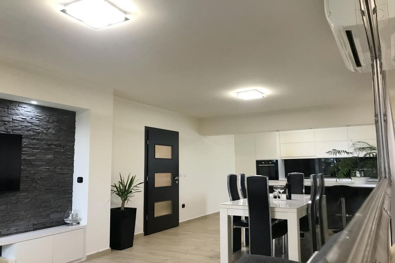 סולין Apartments Villa Stivan מראה חיצוני תמונה